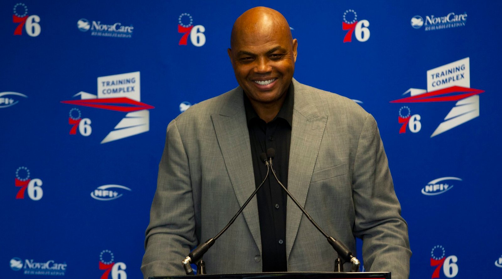 Philadelphia 76ers Unveil Charles Barkley Sculpture