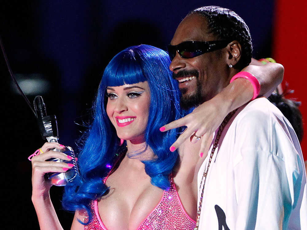 1000px x 750px - Snoop Dogg Revealed When He Went To Katy Perry's Studio To Create  California Gurls, She Had A Black D*** Shrine And Walked In On Her Naked  Before Shooting The Music Video -