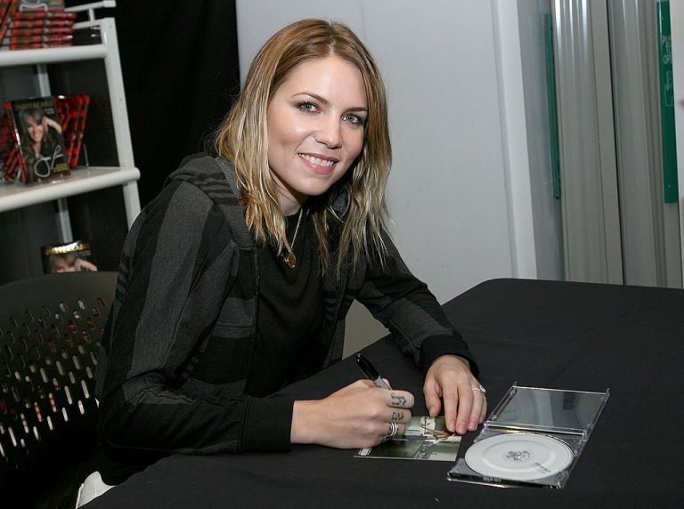 GetPaidStock.com-629ece135b537