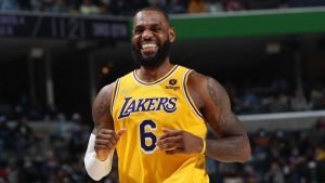 Los Angeles Lakers v Memphis Grizzlies