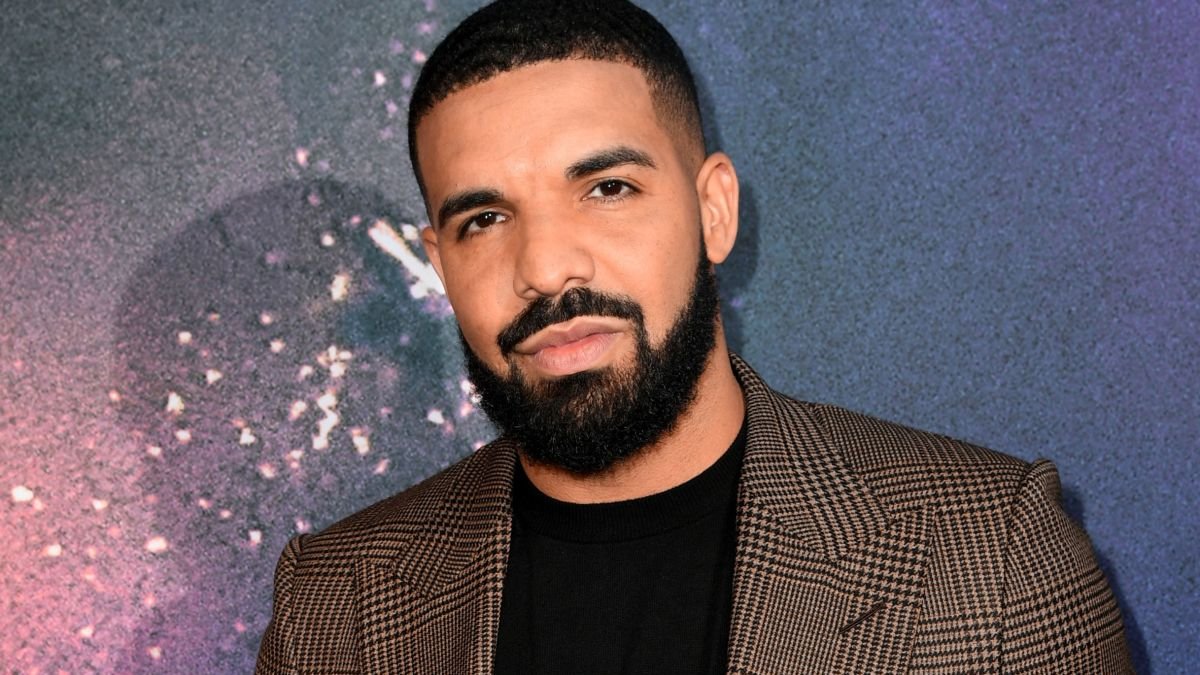 Drake/ For All the Dogs/ Music/ Entertainment/ Landon Buford The Journalist/Landon Buford.com