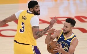 Golden State Warriors v Los Angeles Lakers