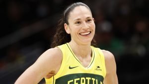 220616155607-sue-bird-220520