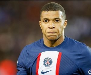 Saudi club Al Hilal / billion dollar/ Kylian Mbappe/Soccer/Landon Buford The Journalist/LandonBuford.com