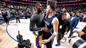Luke Doncic/ LeBron James/ Ana Maria Goltes/ NBA/ DallasMavs/ Los Angeles Lakers/LandonBuford.com