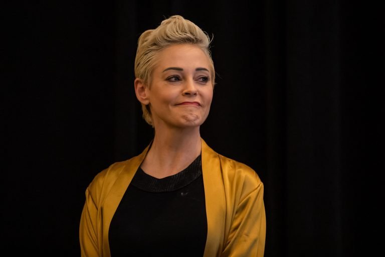 Rose McGowan/ Devonte RIley/ Different/ Instagram comments/ Landon Buford The Journalist/ Landon Buford.com