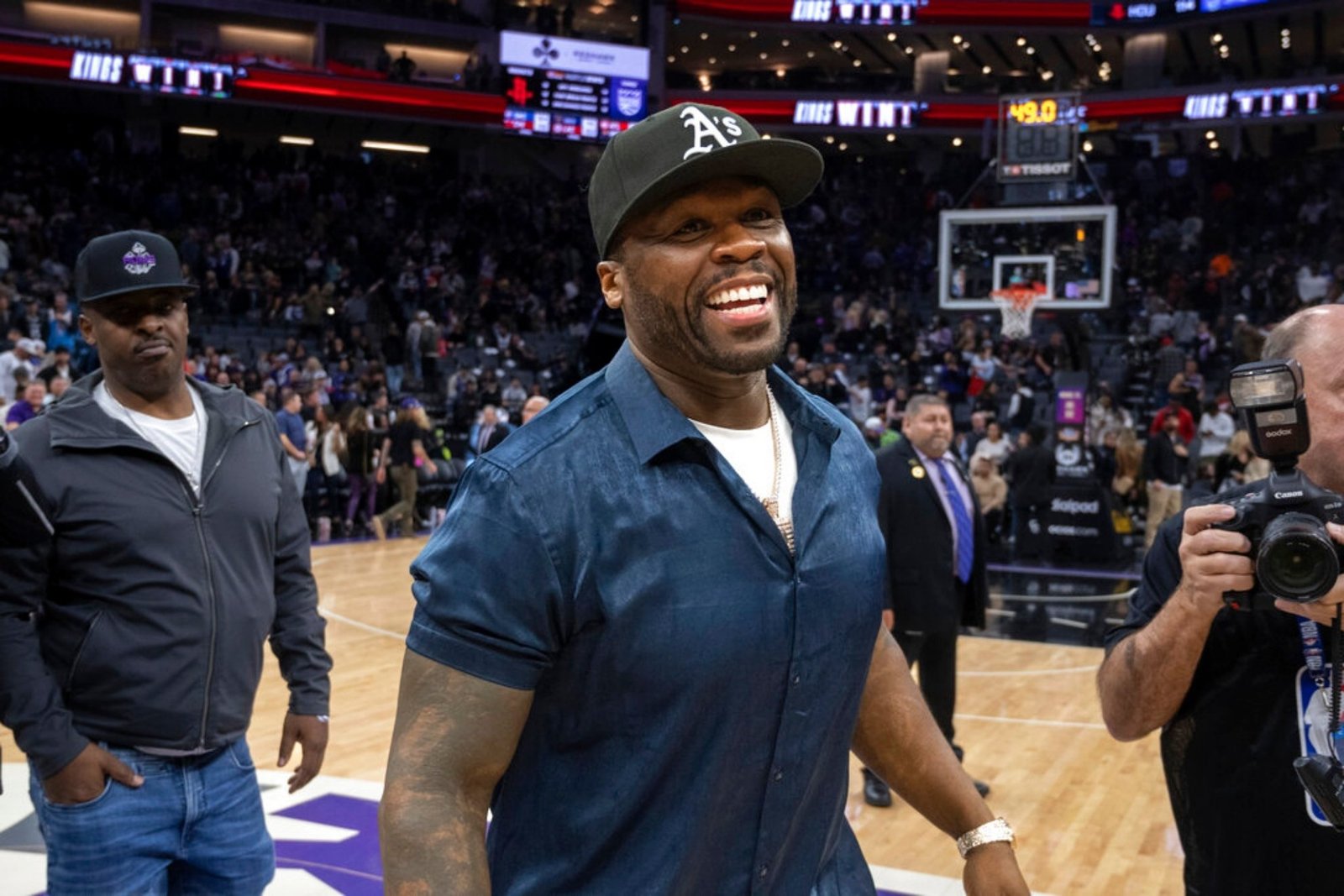 50 Cent/ Jeff Hamilton/ Barclay Center/ New York Knicks/ Brooklyn Nets/NBA/ Landon Buford The Journalist/LandonBuford.com