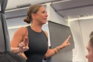 Tiffany Gomas/ Viral Freak Out Girl/ DFW/ Airport/Landon Buford The Journalist/LandonBuford.com