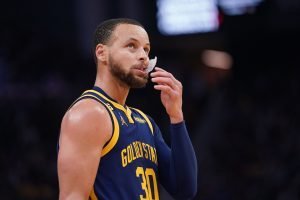 Stephen Curry/ Paramore/Misery Business/Chase Center/ NBA/ Golden State Warriors/ Landon Buford The Journalist/LandonBuford.com