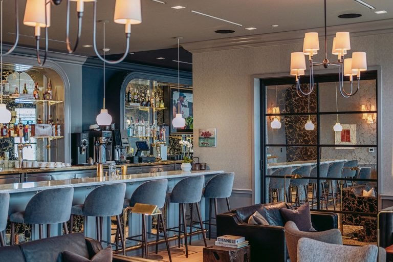 Private/ luxury terminal/Hartsfield-Jackson Atlanta International Airport/Landon Buford The Journalist/LandonBuford.com