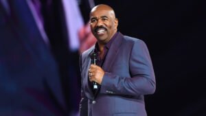 Steve Harvey/ Twitter/ Employee/ Comedians/Landon Buford The Journalist/LandonBuford.com