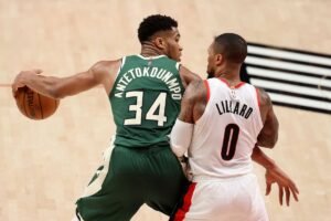 Damian Lillard/Giannis Antetokounmpo/SethCurry/Milwaukee Bucks/ Portland Trailblazers/ NBA/ Dallas Mavericks/ Landon Buford The Journalist/ LandonBuford.com