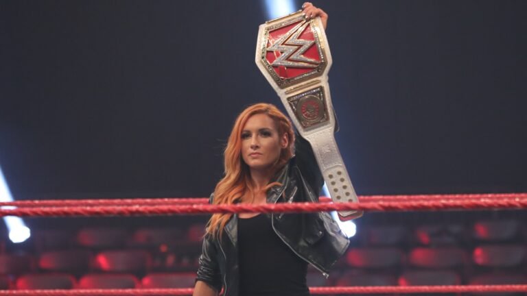 Becky Lynch/ WWE/ India/ Plane/Landon Buford The Journalist/ LandonBuford.com