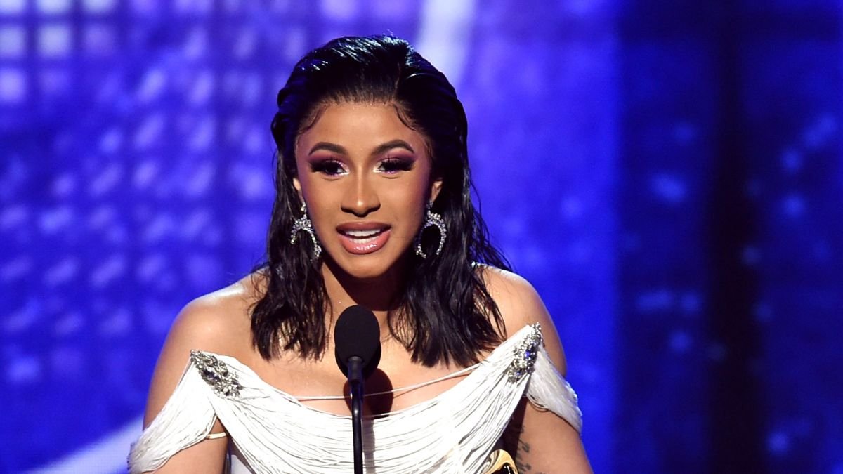 Cardi B/ Entertainment/ Music/Landon Buford The Journalist/LandonBuford.com