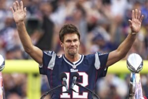 tom-brady-patriots-ceremony-091123-9bcf5a33876841f9ba354017b4e351fd