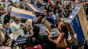105591268-1543156642887gettyimages-1064543724