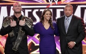 Randy Orton Highlights Positive Changes Under Triple H’s Leadership: Prioritizing Family Time for Wrestlers