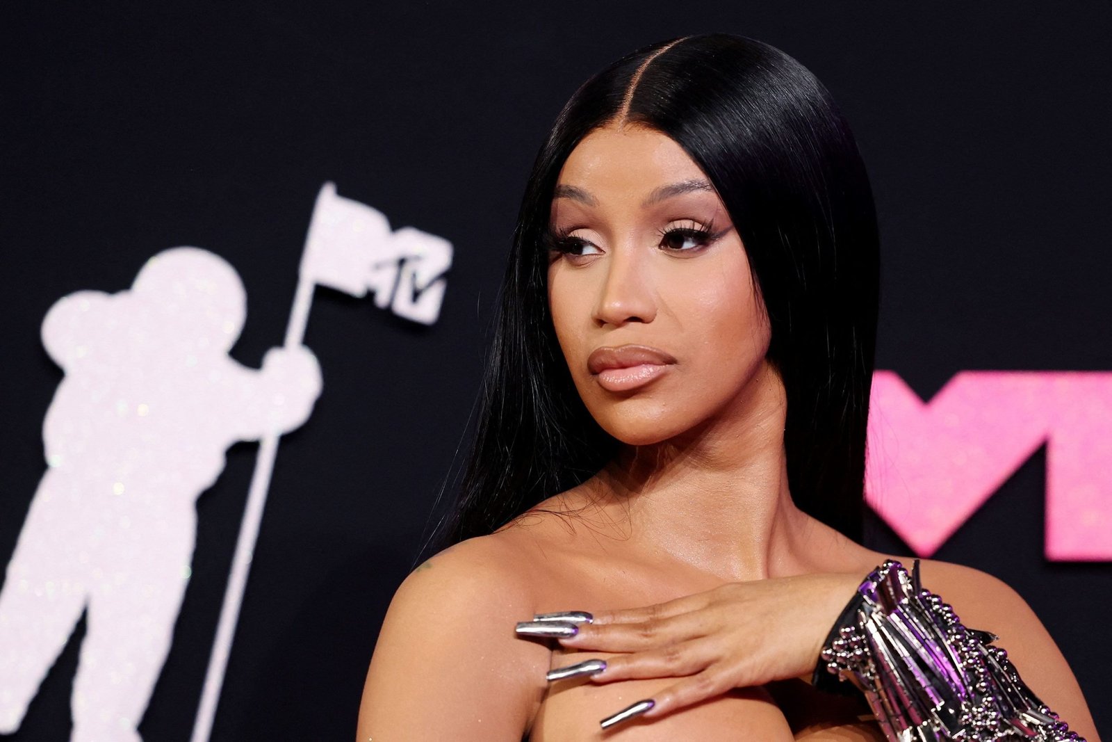 230929123732-cardi-b-Landon-Buford