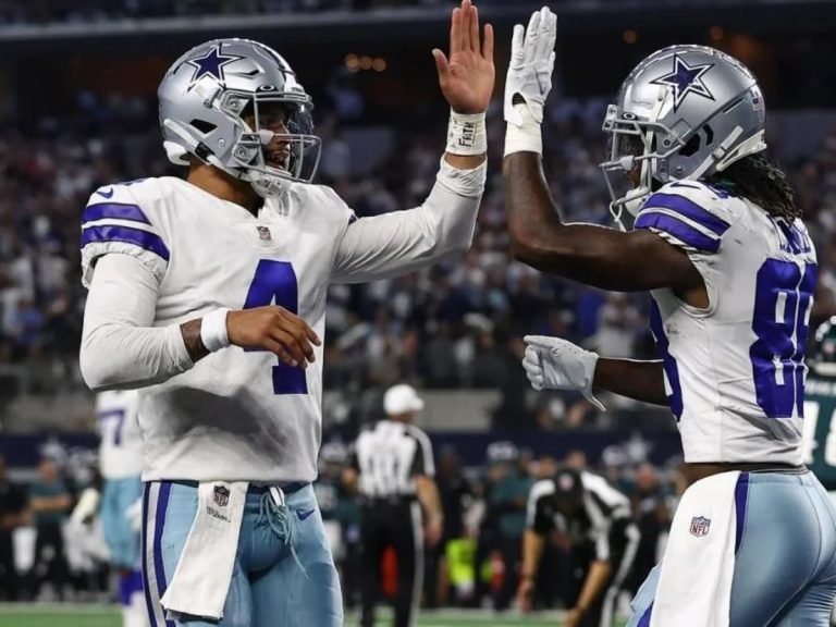 Cowboys Fans Clash as Team Trails 28-6