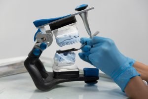 close-up-dentist-instruments_23-2151053321