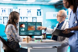 Illustration of targeted digital campaigns boosting pharmaceutical lead generation for clinics using ClinicSpots services.