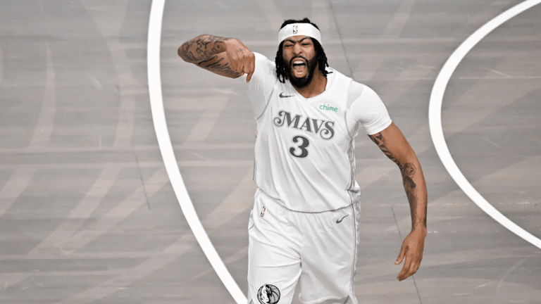 Anthony Davis reacts during a Dallas Mavericks game before being traded to the Washington Wizards