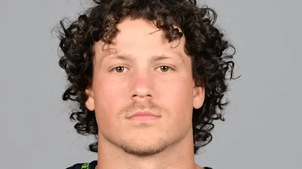 Drake Thomas Re-sign with Seattle Seahawks