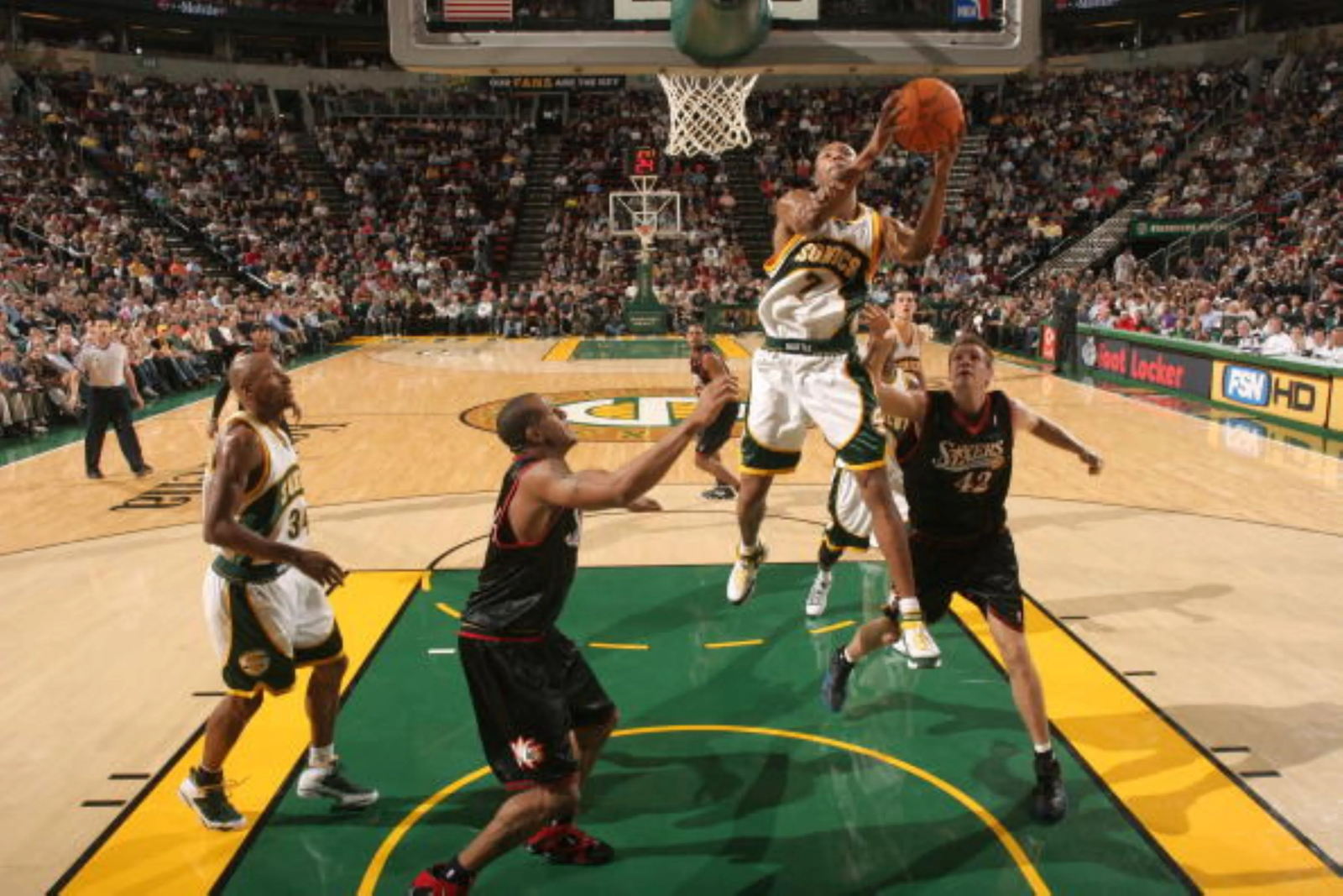 Seattle Supersonics Forward Rashard Lewis Against the Philadelphia 76ers