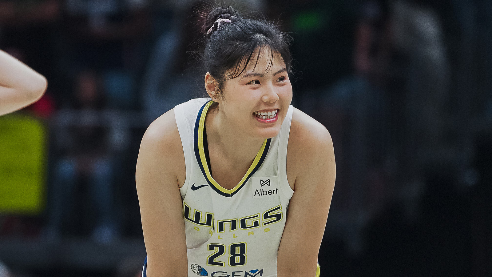 Alysha Clark on Li Yueru Chemistry With Dallas Wings